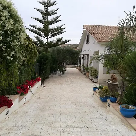 Casa Nunna Alojamento de Acomodação e Pequeno-almoço 3*